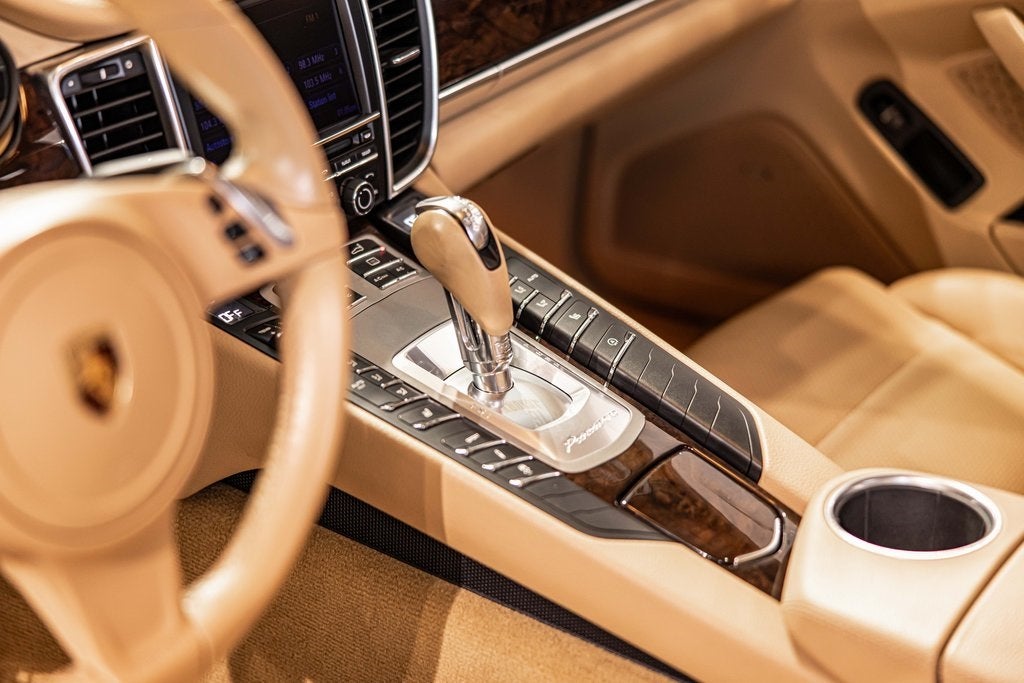 2016 Porsche Panamera 4