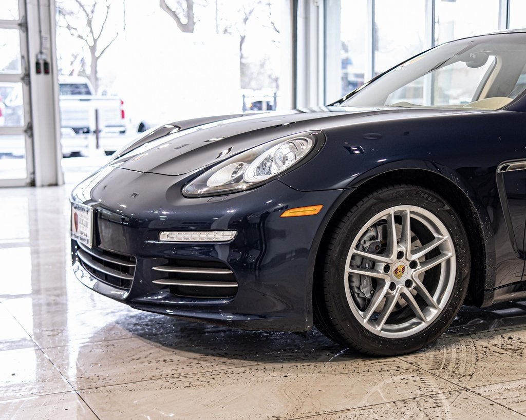 2016 Porsche Panamera 4