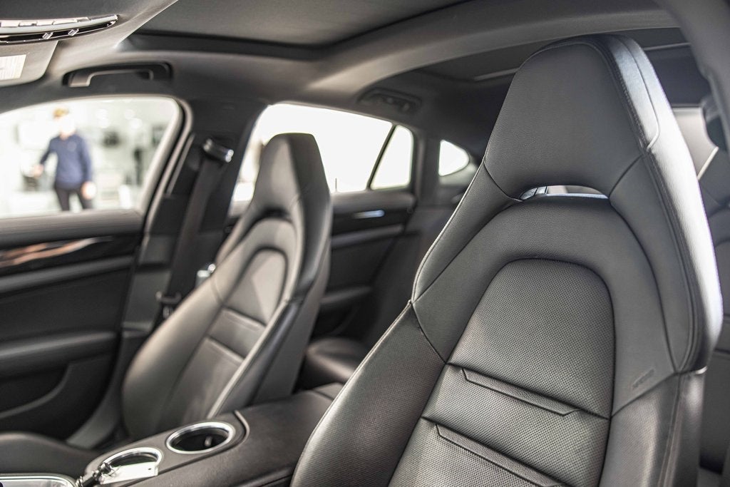 2019 Porsche Panamera Base