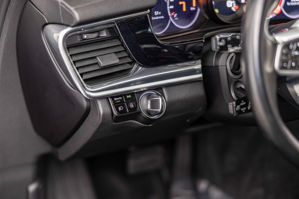 2019 Porsche Panamera Base