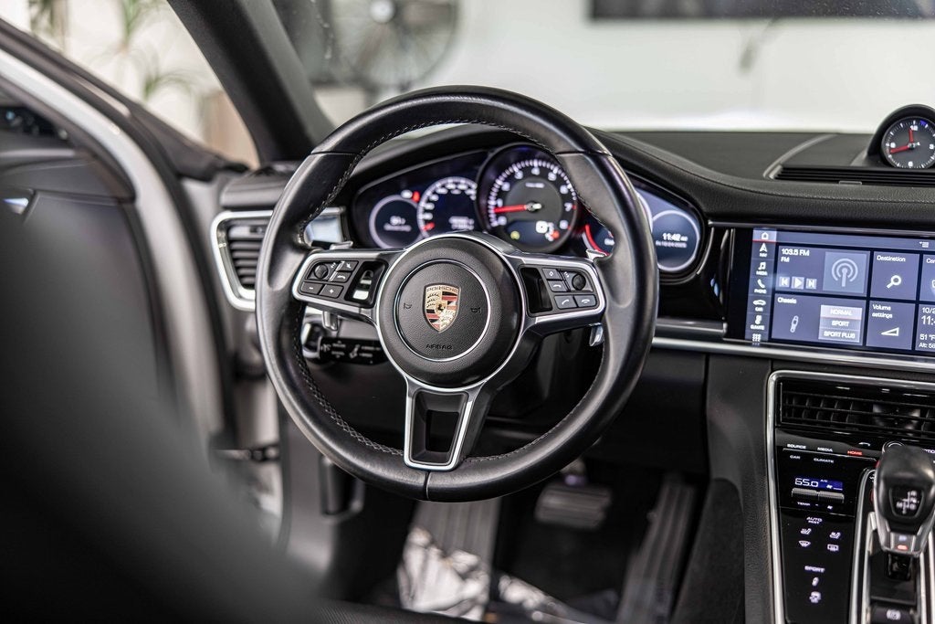 2019 Porsche Panamera Base