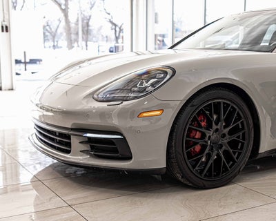 2019 Porsche Panamera Base