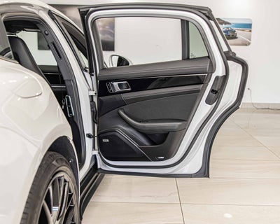 2019 Porsche Panamera Base