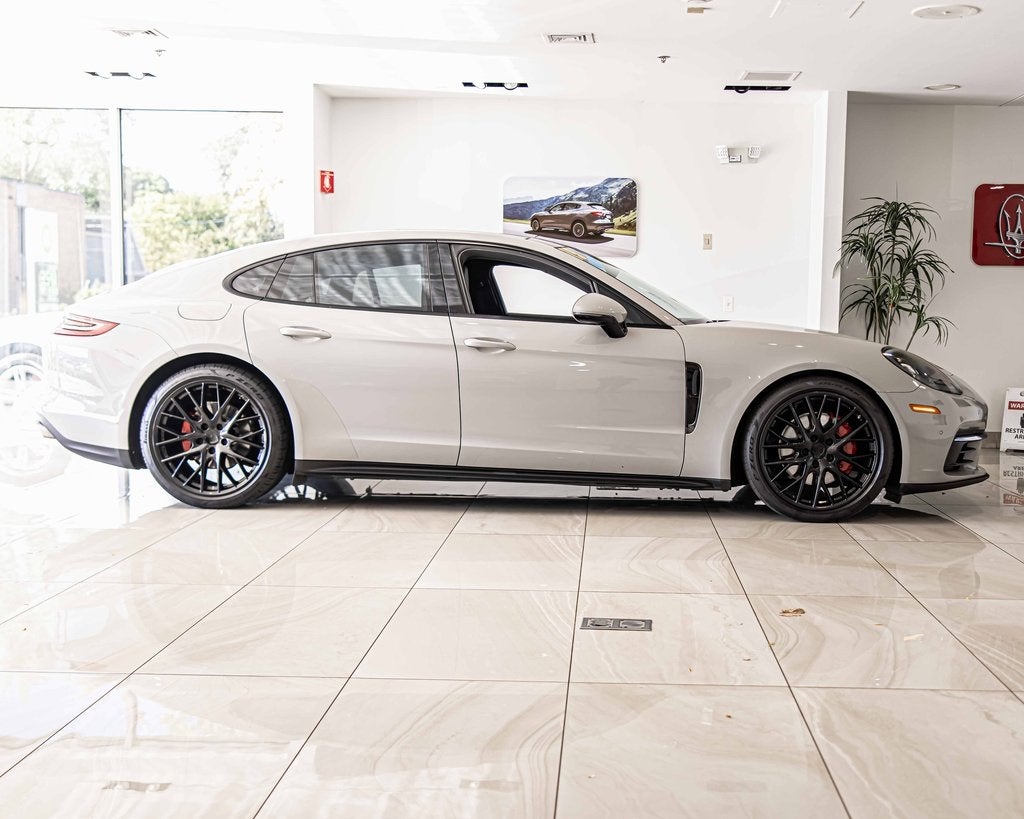2019 Porsche Panamera Base