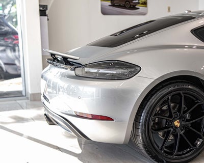 2024 Porsche 718 Cayman Base
