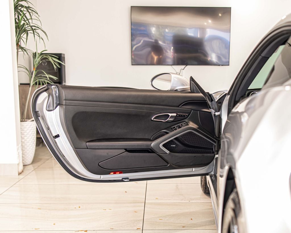 2024 Porsche 718 Cayman Base