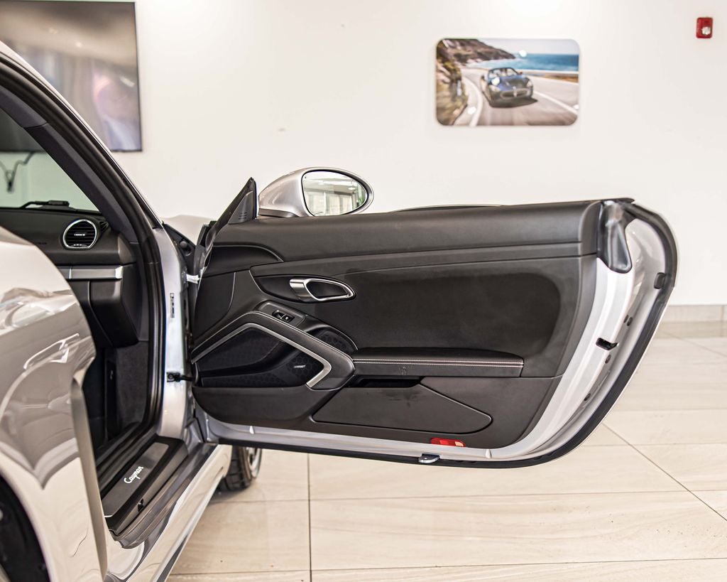 2024 Porsche 718 Cayman Base