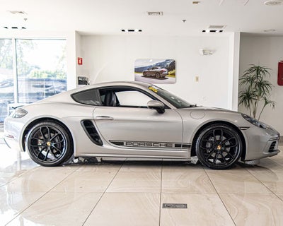 2024 Porsche 718 Cayman Base