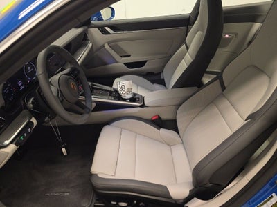 2025 Porsche 911 Carrera