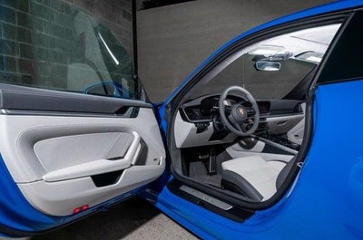 2025 Porsche 911 Carrera