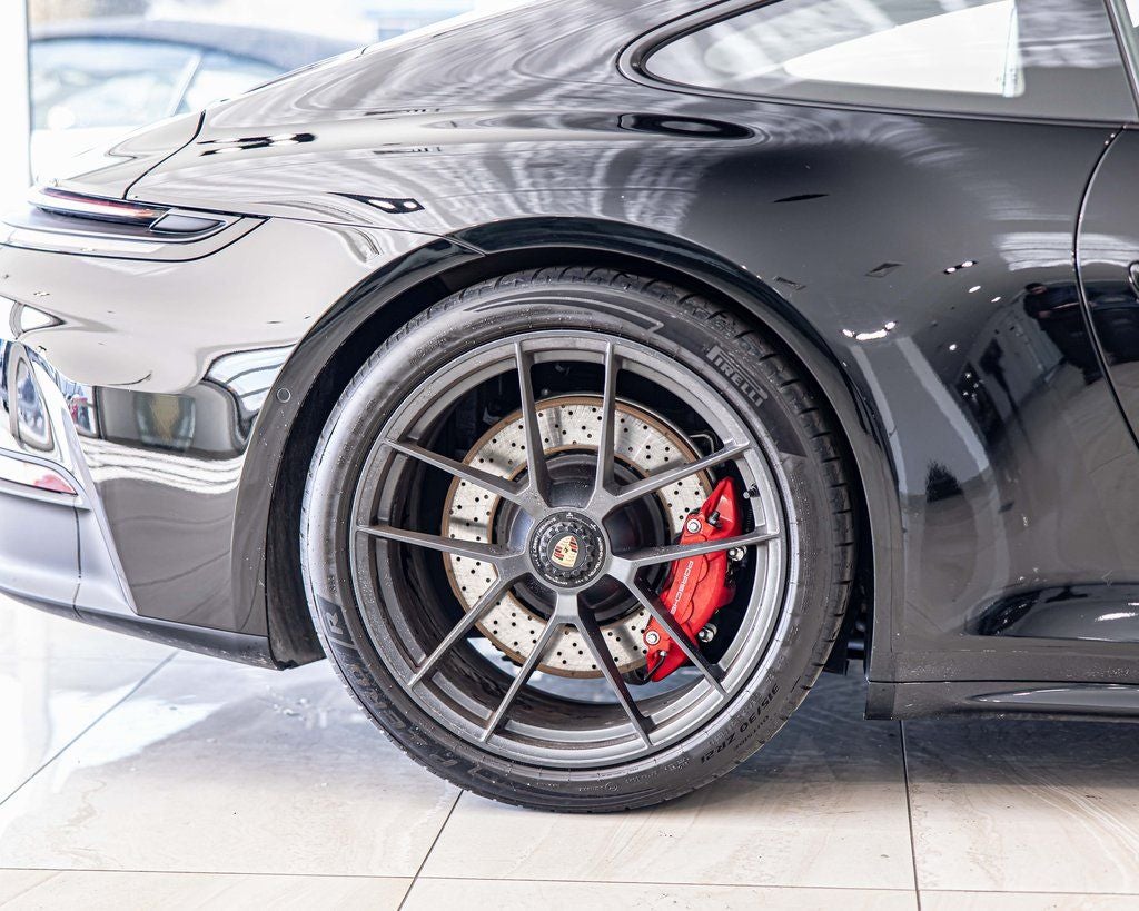 2026 Porsche 911 Carrera 4 GTS