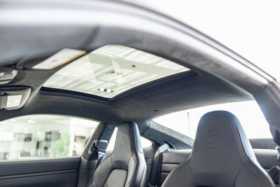 2026 Porsche 911 Carrera 4 GTS