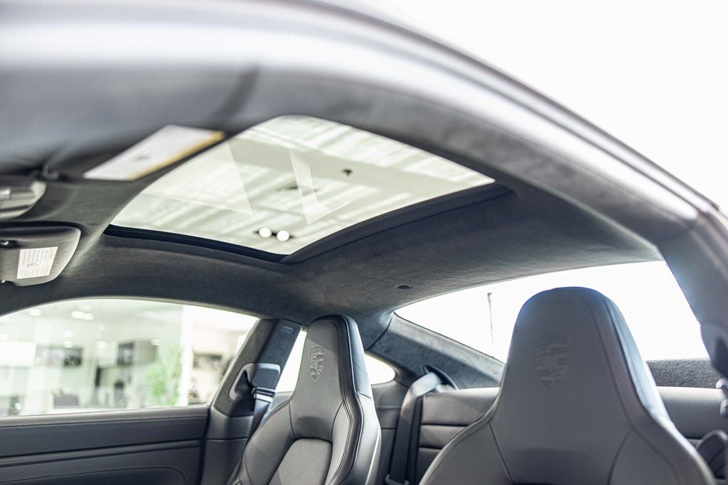 2026 Porsche 911 Carrera 4 GTS