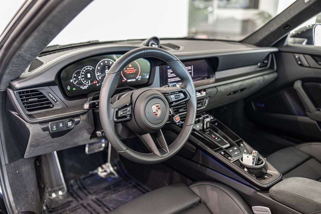 2026 Porsche 911 Carrera 4 GTS