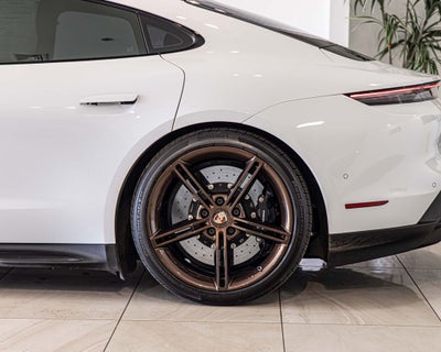 2020 Porsche Taycan Turbo S