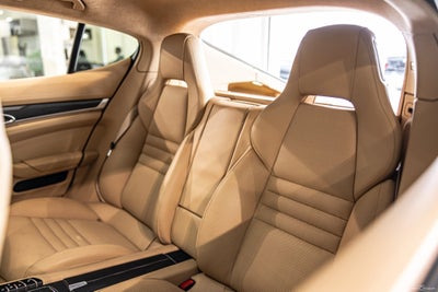 2015 Porsche Panamera GTS