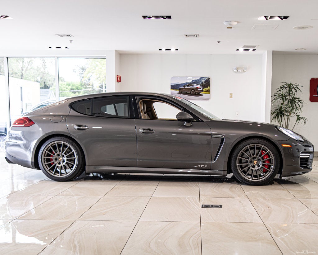 2015 Porsche Panamera GTS