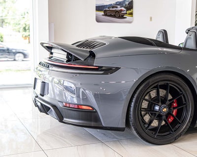 2025 Porsche 911 Carrera 4 GTS