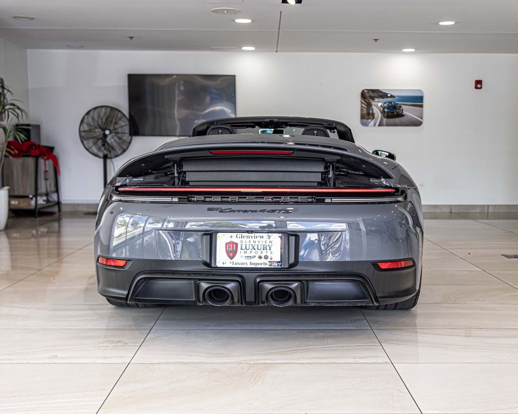 2025 Porsche 911 Carrera 4 GTS