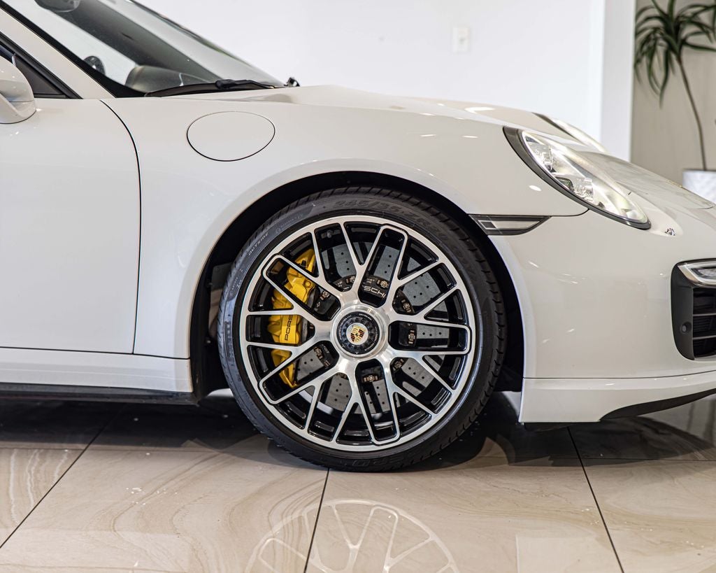 2016 Porsche 911 Turbo S