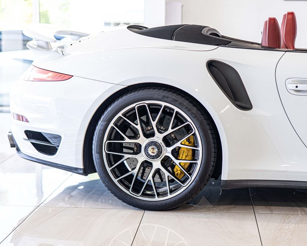 2016 Porsche 911 Turbo S