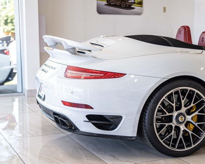 2016 Porsche 911 Turbo S