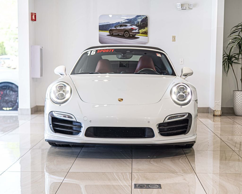 2016 Porsche 911 Turbo S