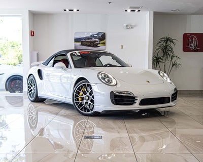 2016 Porsche 911 Turbo S