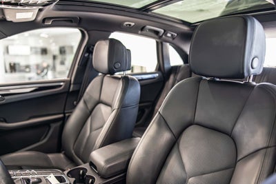 2021 Porsche Macan S