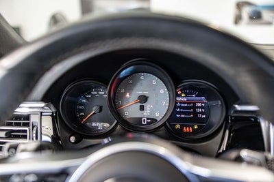 2021 Porsche Macan S