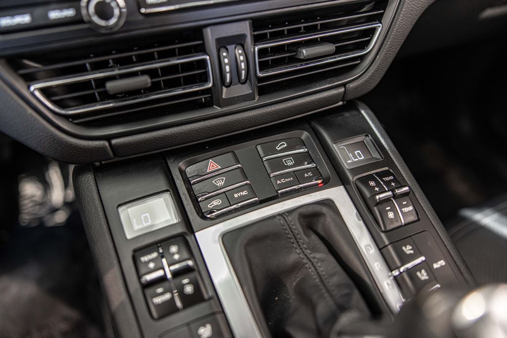 2021 Porsche Macan S