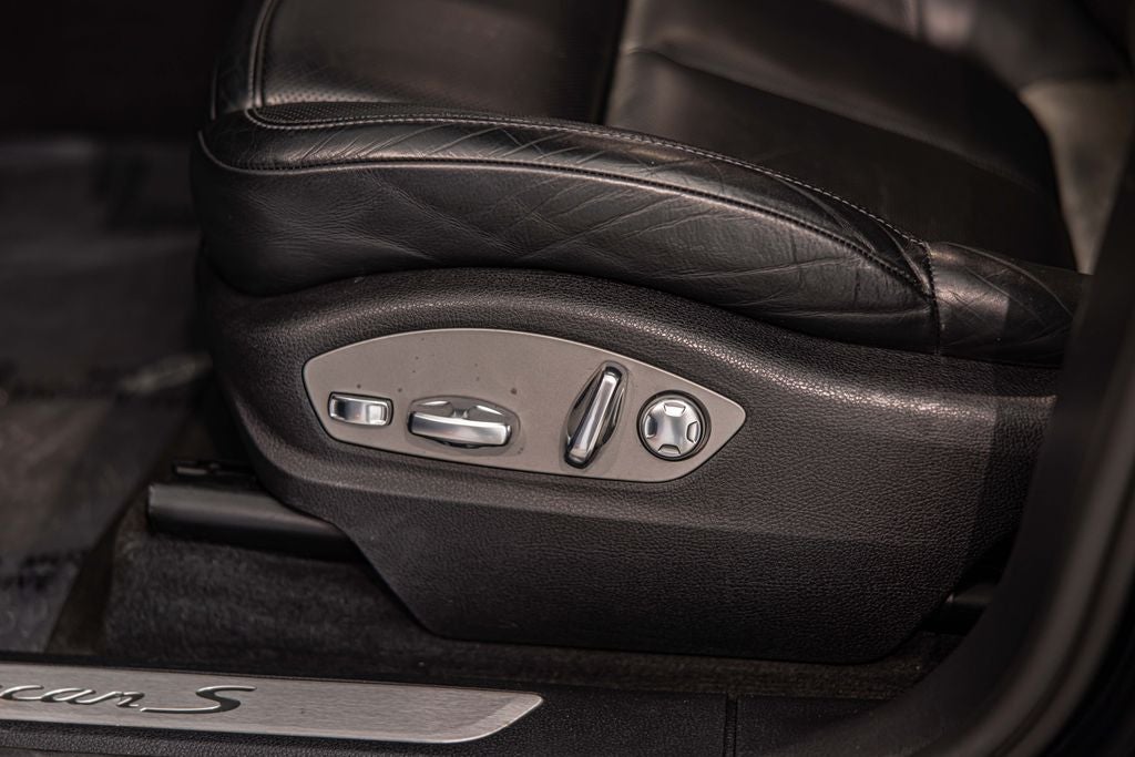 2021 Porsche Macan S