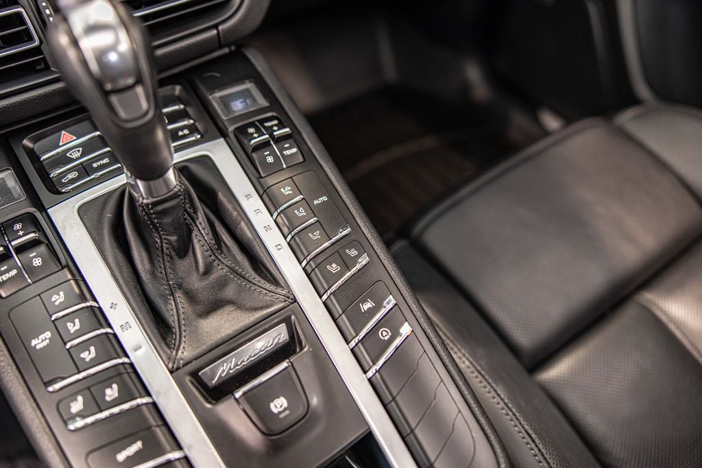 2021 Porsche Macan S