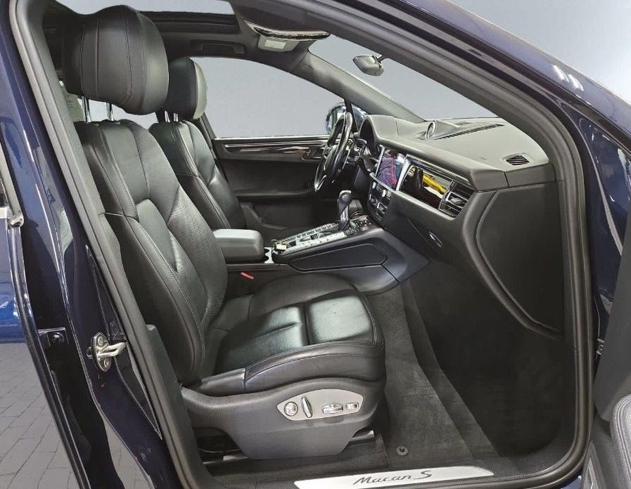 2021 Porsche Macan S
