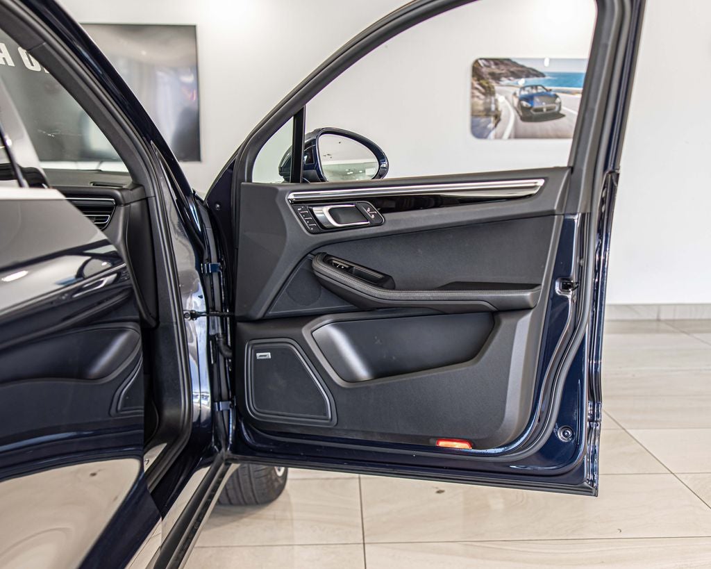 2021 Porsche Macan S
