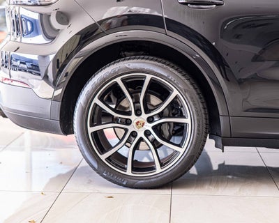 2022 Porsche Cayenne S Platinum Edition