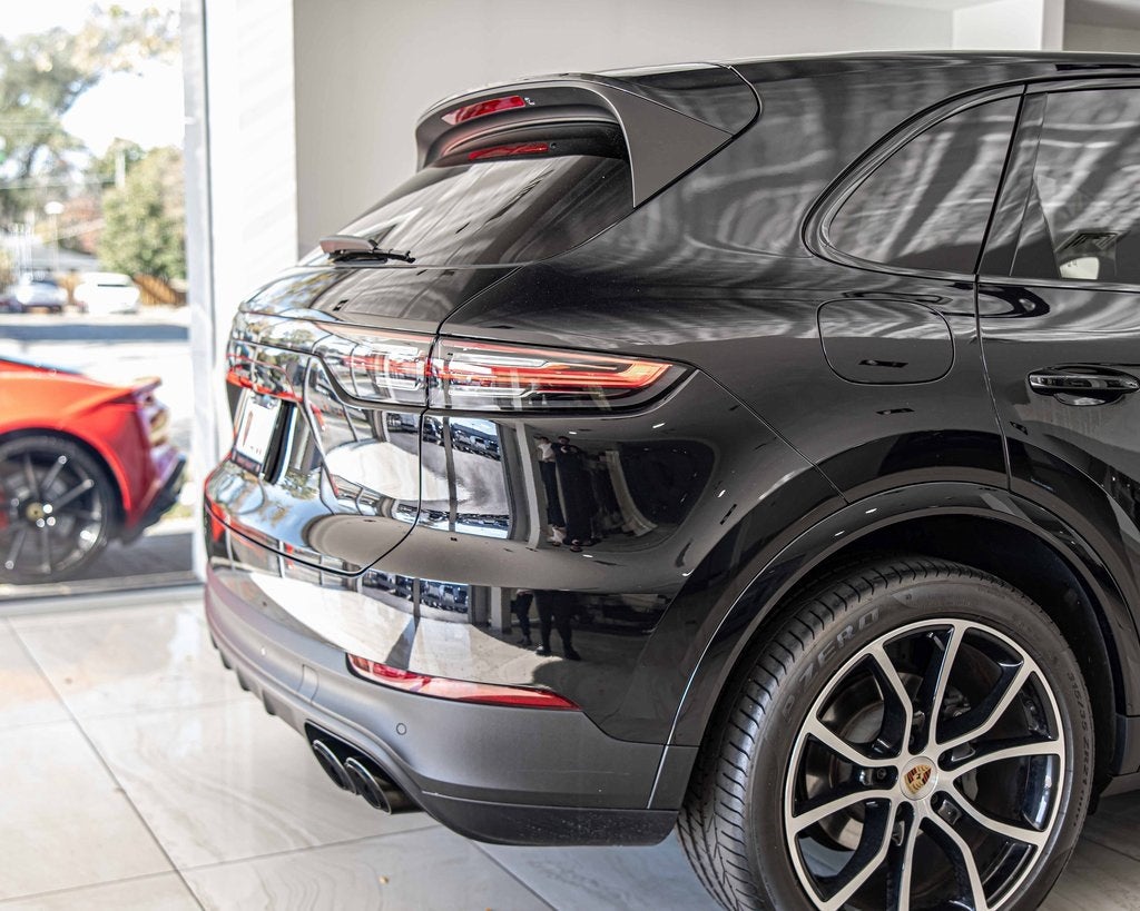 2022 Porsche Cayenne S Platinum Edition