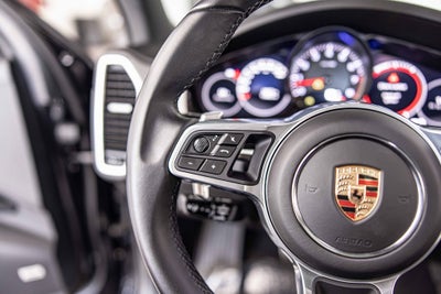 2022 Porsche Cayenne S Platinum Edition