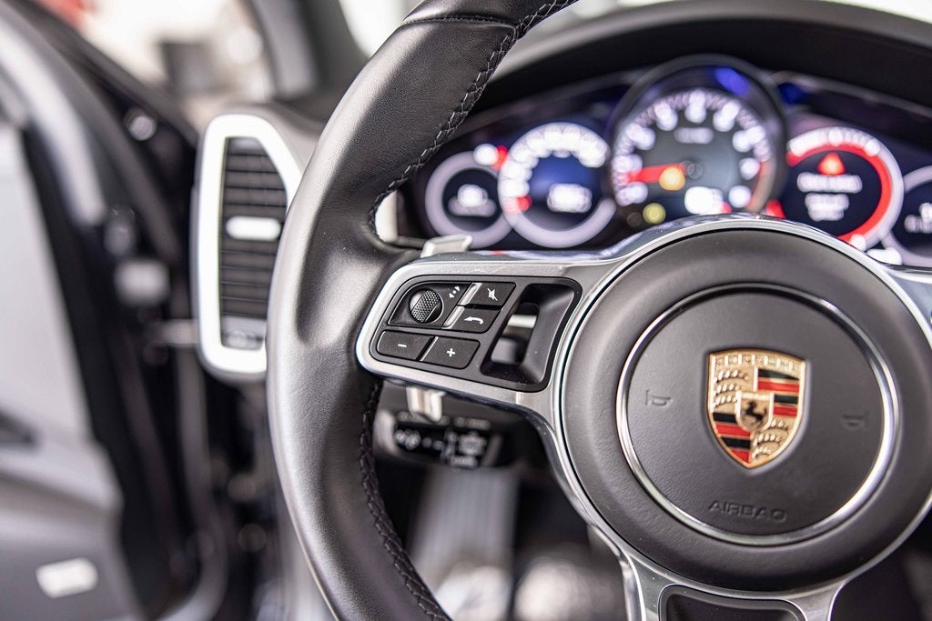 2022 Porsche Cayenne S Platinum Edition