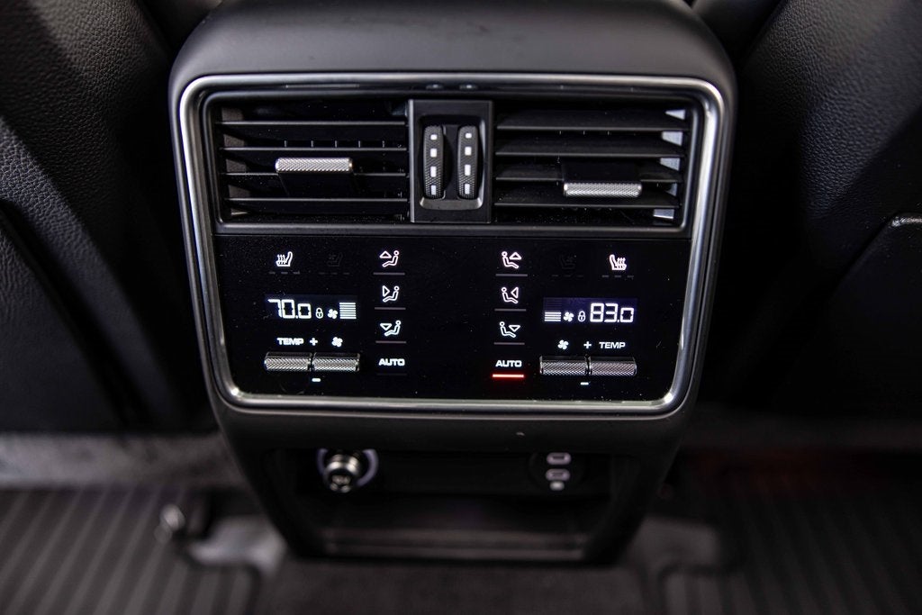 2022 Porsche Cayenne S Platinum Edition