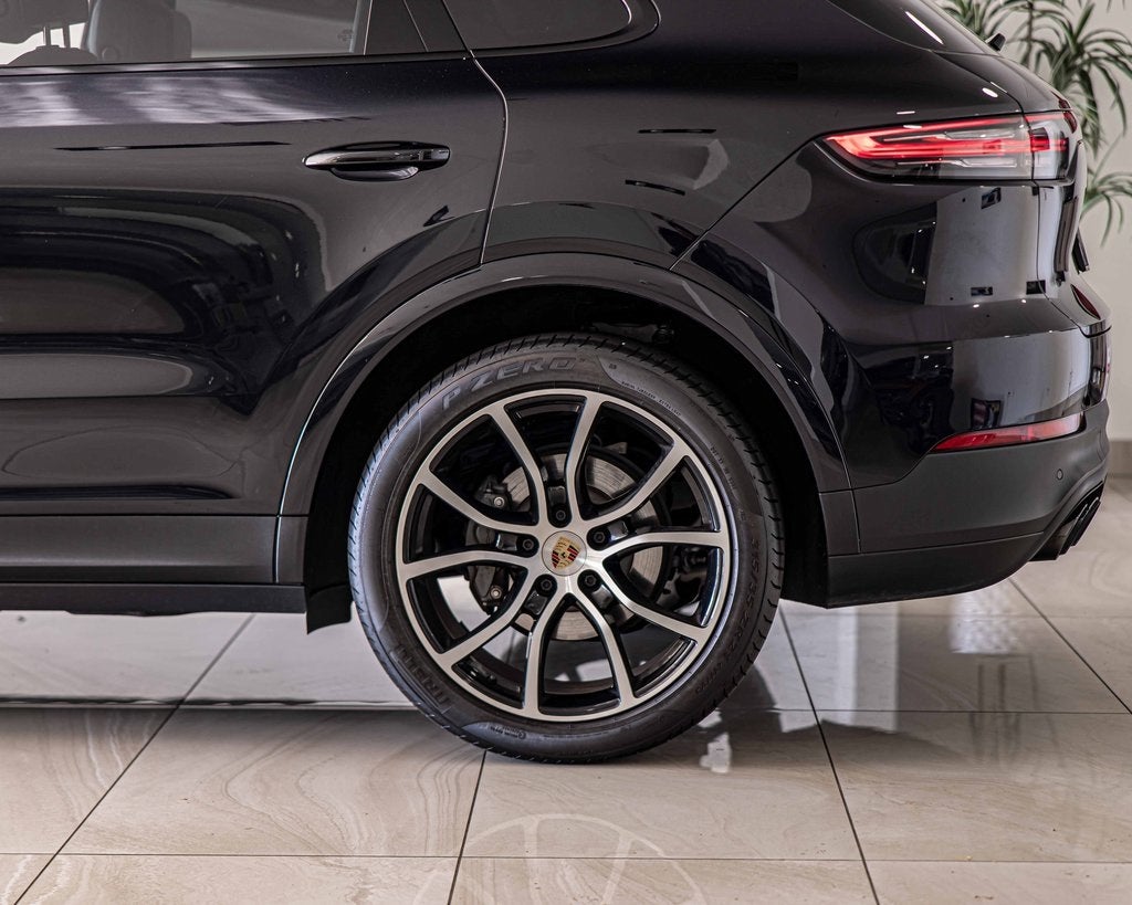 2022 Porsche Cayenne S Platinum Edition