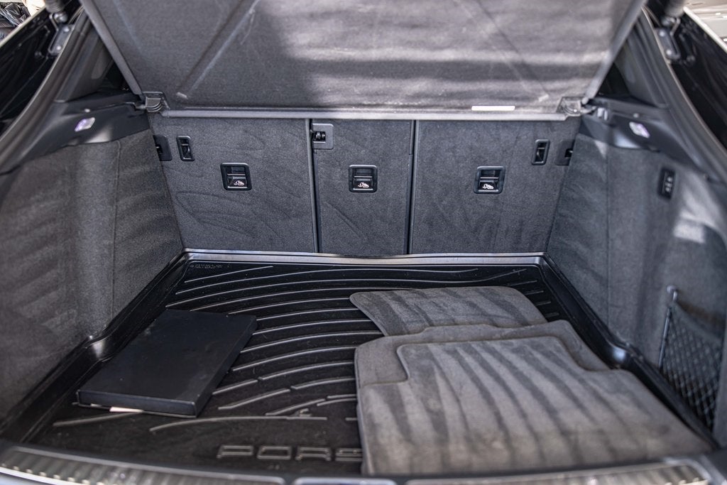 2021 Porsche Macan Turbo