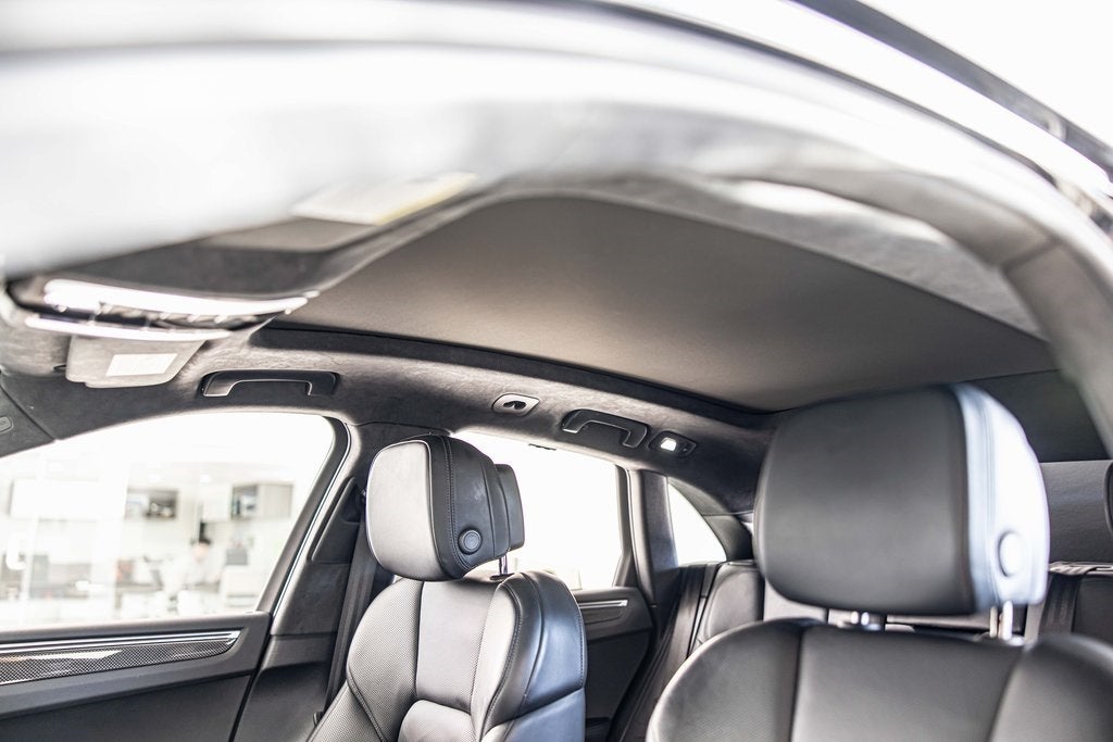 2021 Porsche Macan Turbo