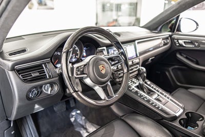 2021 Porsche Macan Turbo