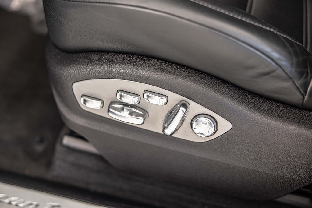 2021 Porsche Macan Turbo