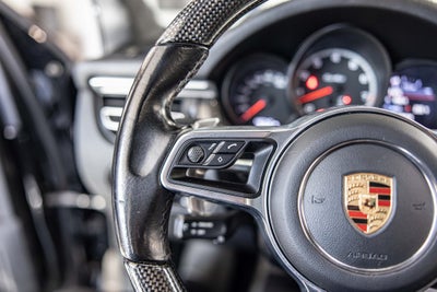 2021 Porsche Macan Turbo