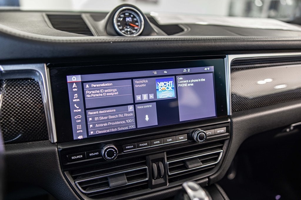 2021 Porsche Macan Turbo