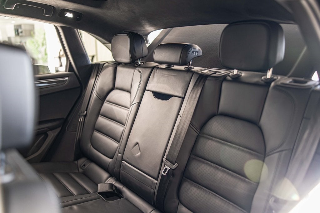 2021 Porsche Macan Turbo