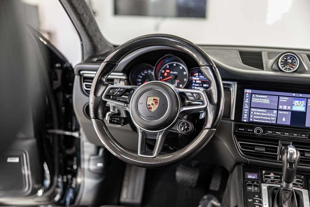 2021 Porsche Macan Turbo