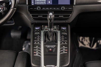 2021 Porsche Macan Turbo